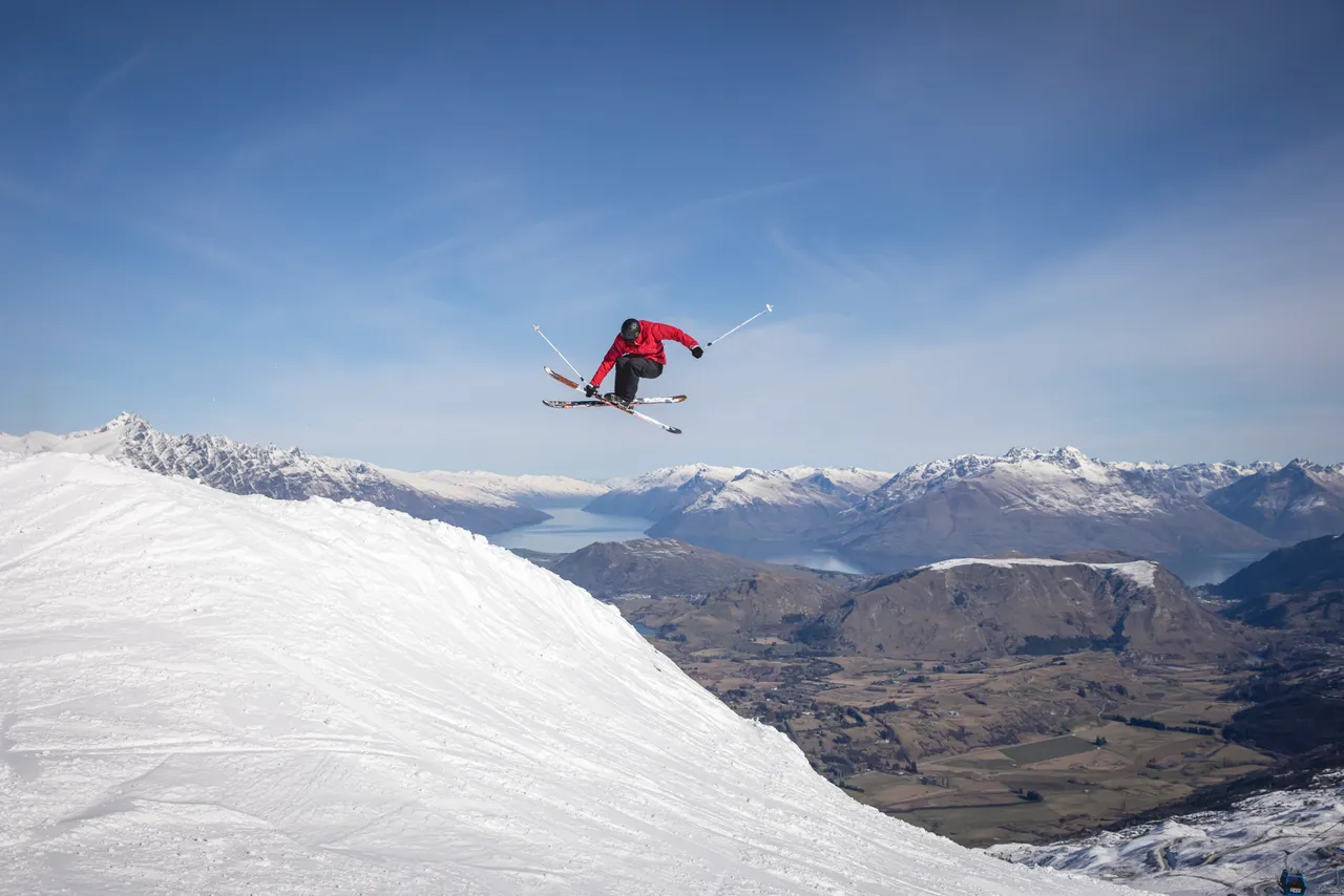 Skiing Coronet Peak