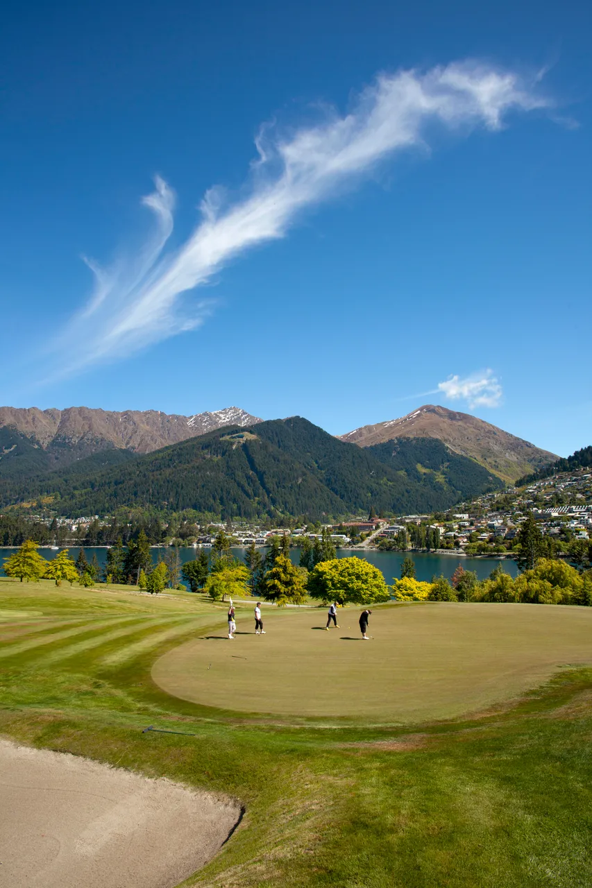 Queenstown Golf Course