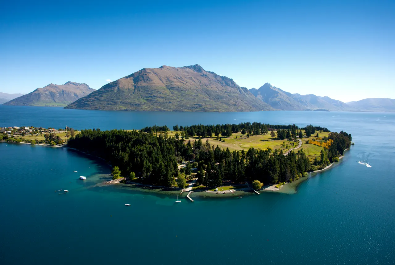 Queenstown Golf Course