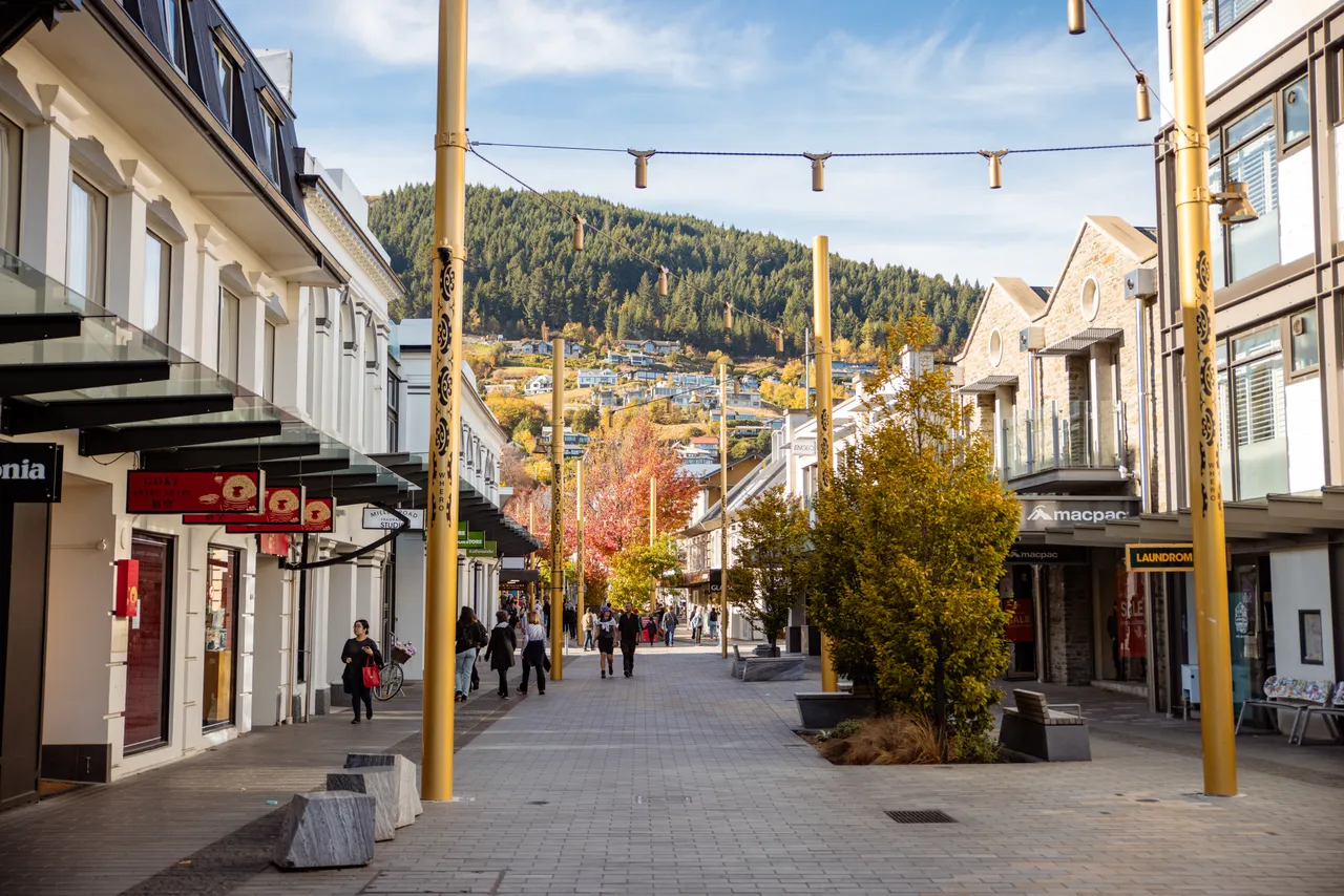 Queenstown Autumn Scenic
