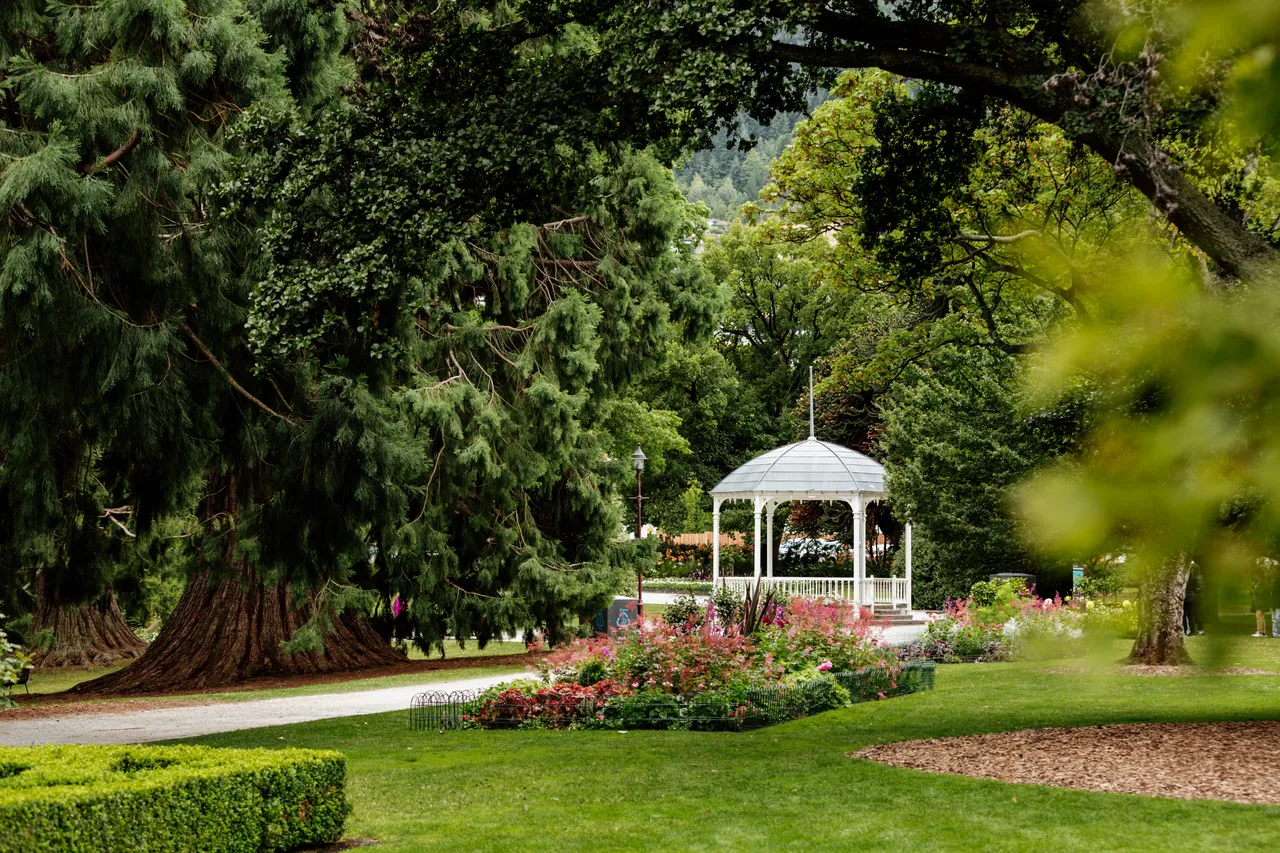 Queenstown Gardens