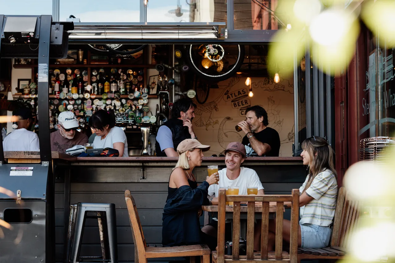 Atlas Beer Cafe, Steamer Wharf