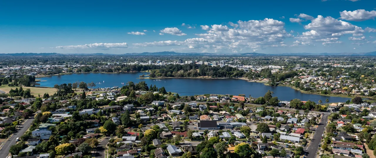 Hamilton Lake
