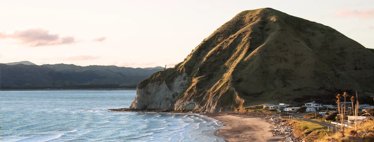 Mahia Beach - Mokotahi Hill