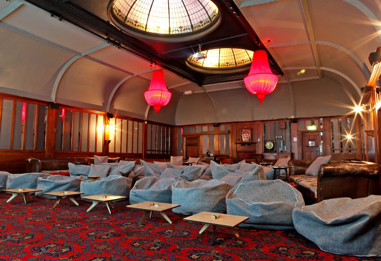 Dome Cinema