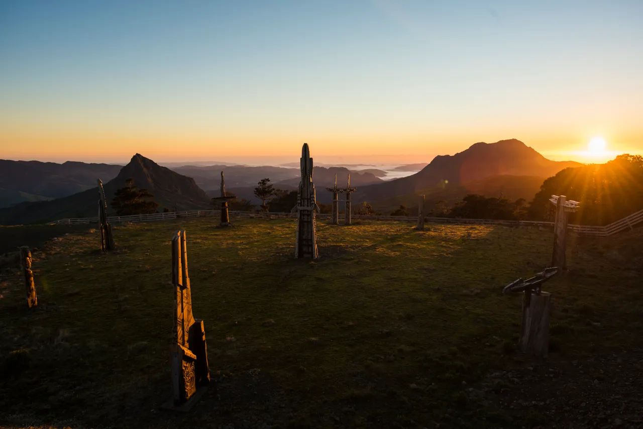 Tairāwhiti Gisborne Image Library - Maunga Hikurangi Sunrise 1