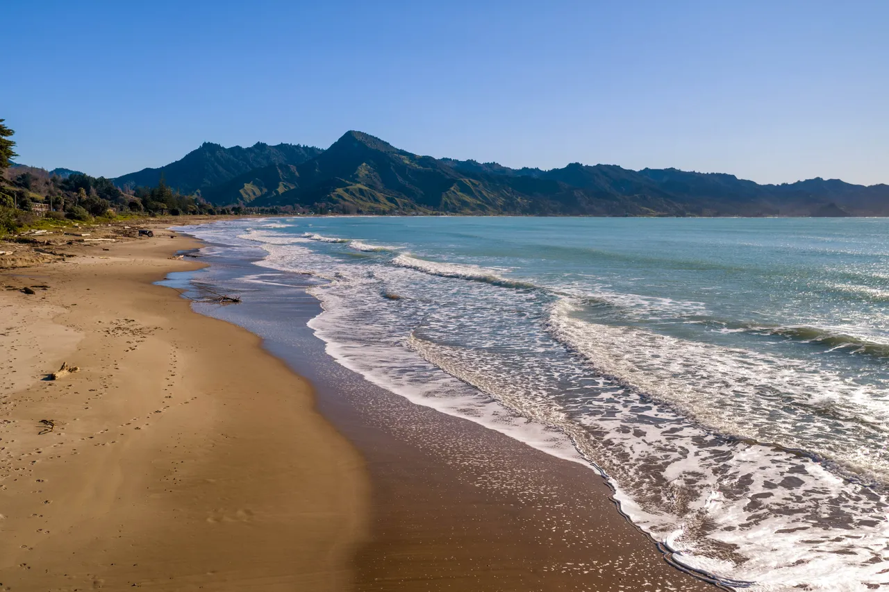 Tokomaru Bay