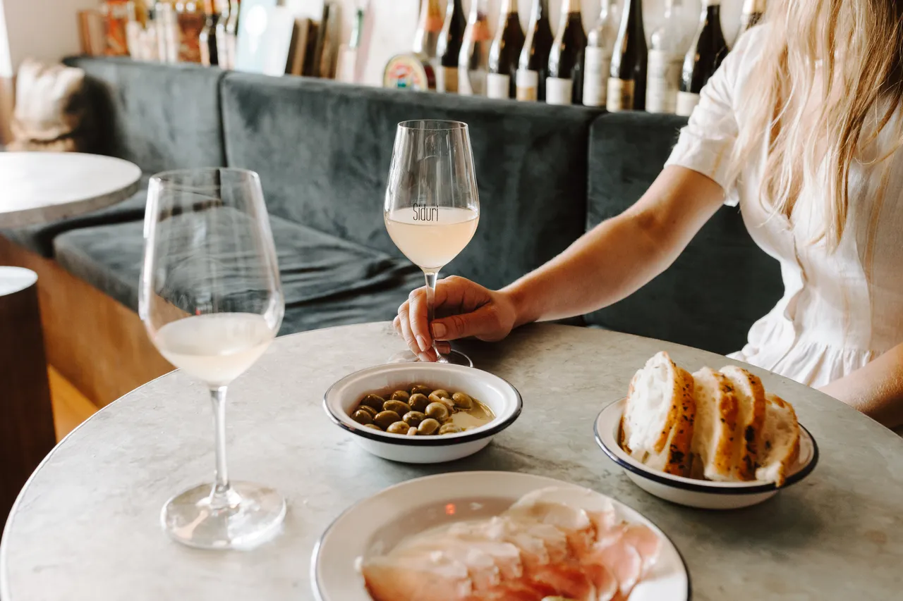 Siduri Wine Bar & Deli