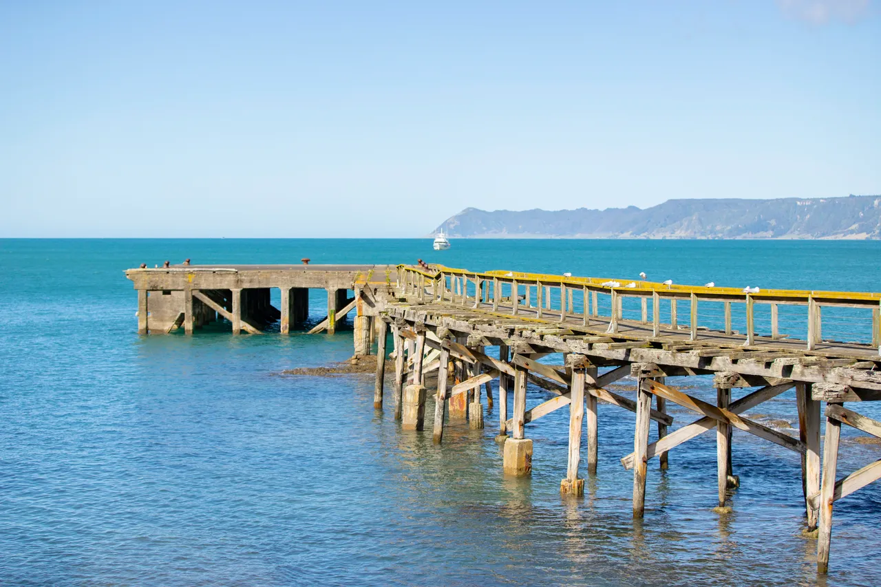 Wharekahika - Hicks Bay - Wharf