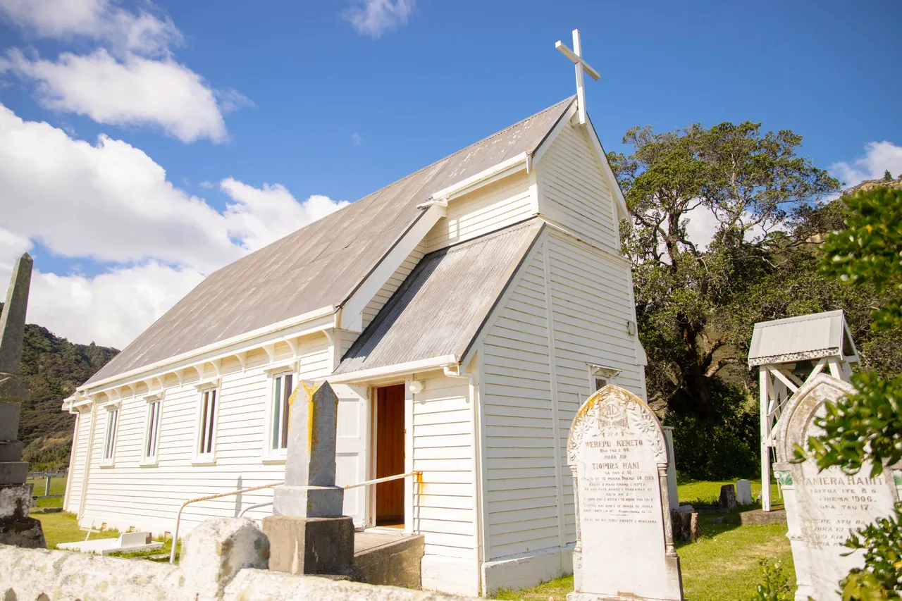 Te Araroa St Stephens Church