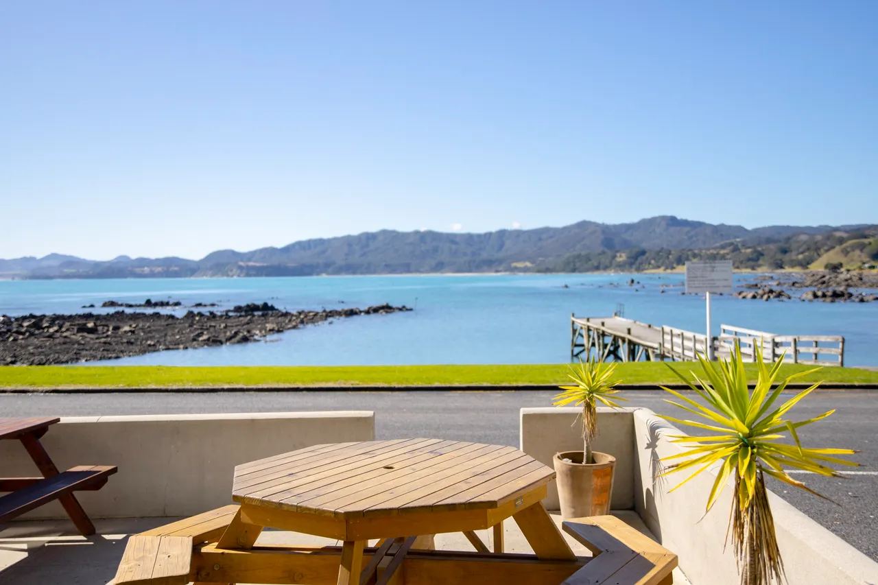 Waihau Bay