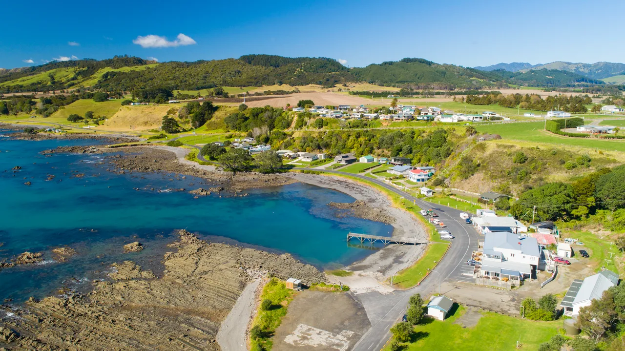 Waihau Bay