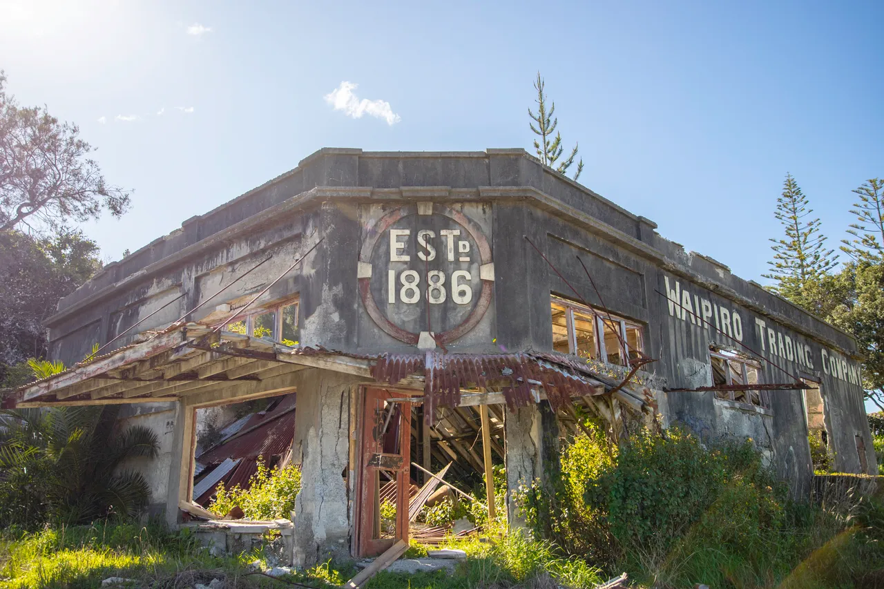 Waipiro Bay - Historic Building