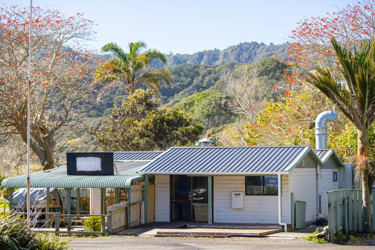 Waihau Bay Cafe