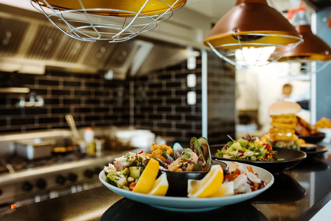 Wharf Bar & Grill 