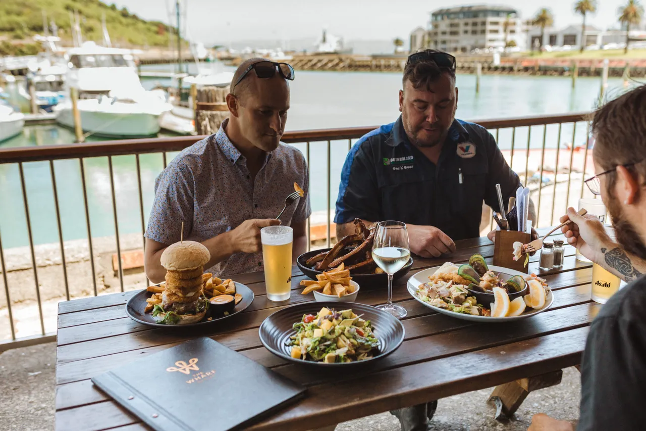 Wharf Bar & Grill 