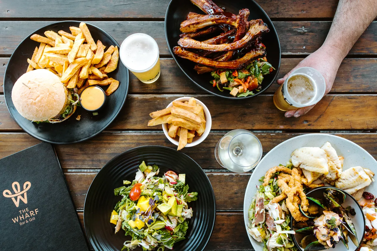 Wharf Bar & Grill 