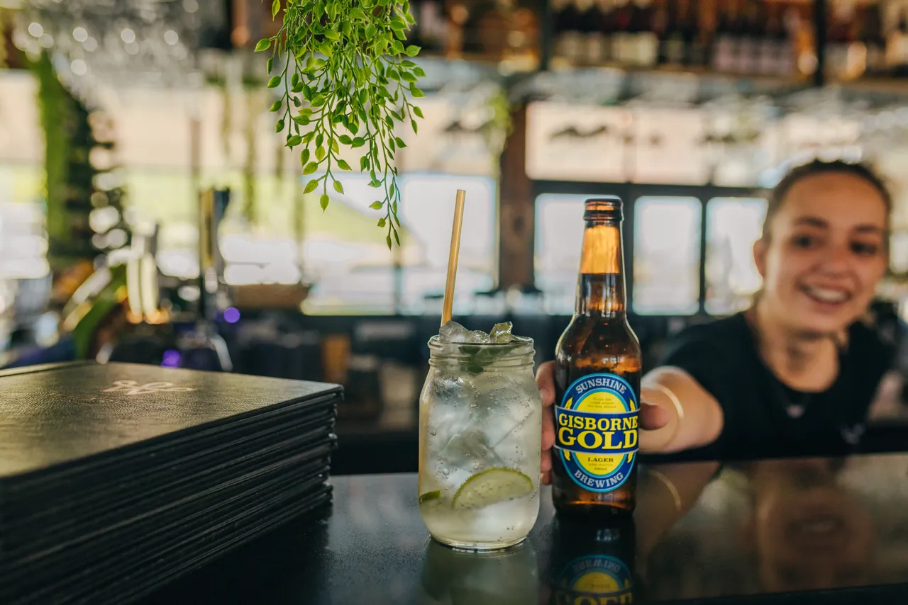 Wharf Bar & Grill