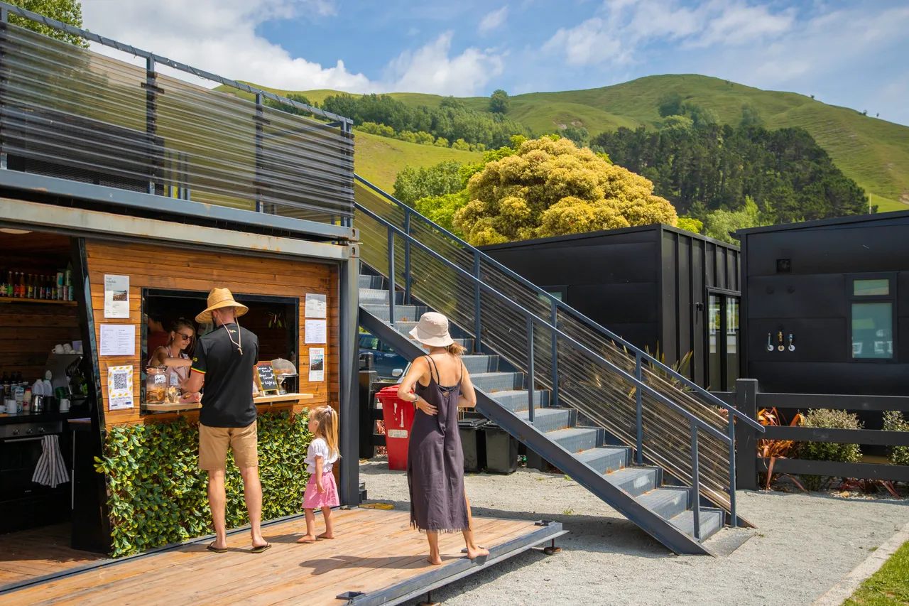 Tatapouri Bay Oceanside Accommodation 