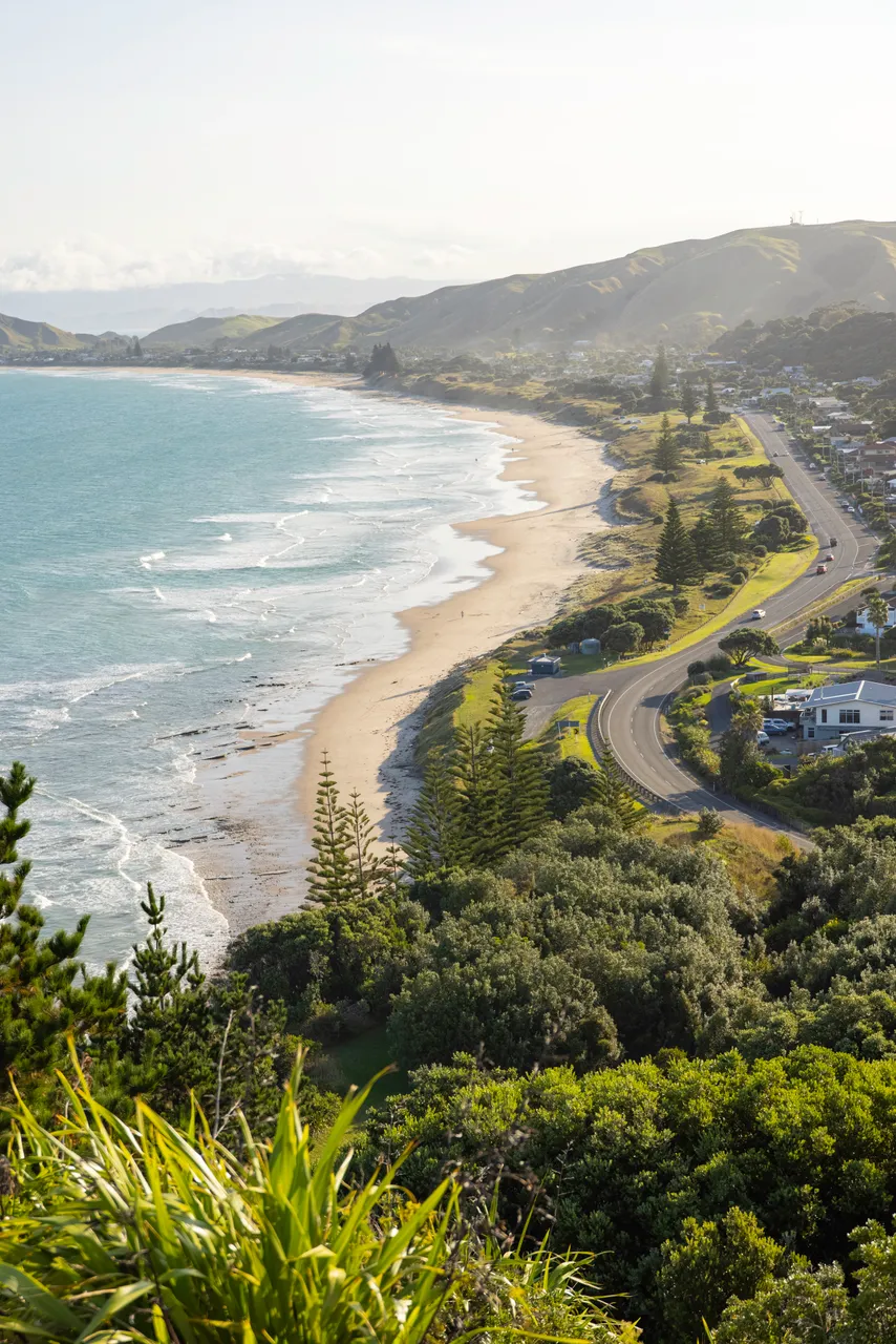 Makorori Headland Lookout