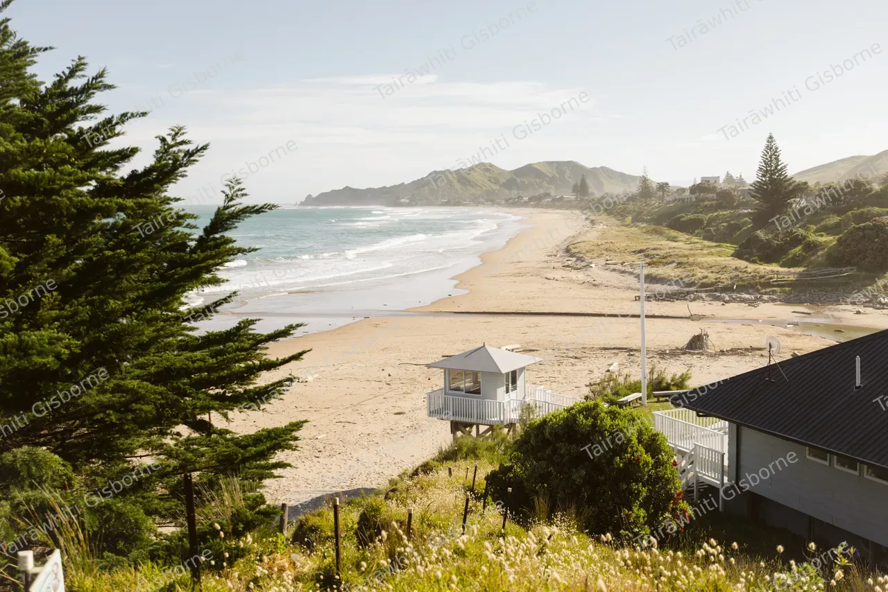 Wainui Beach