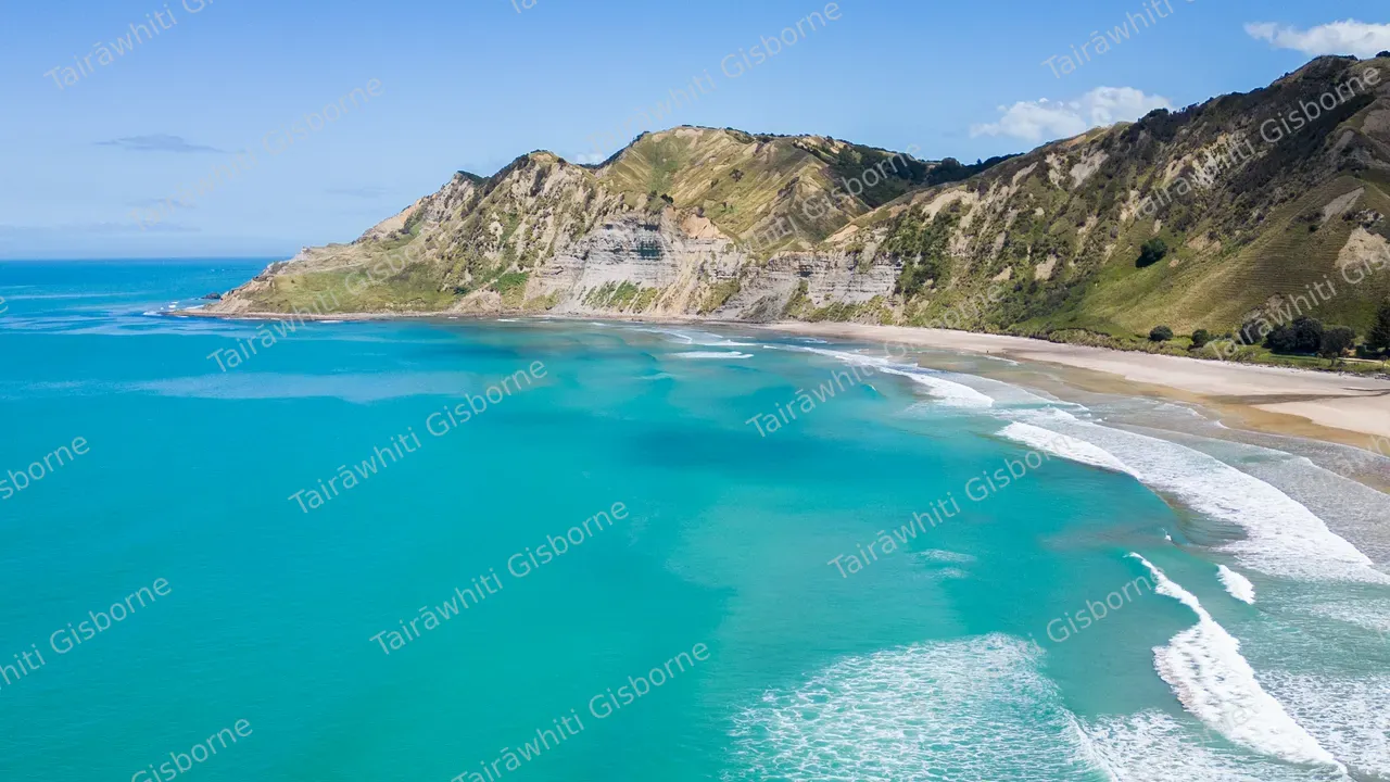 Kaiaua Bay