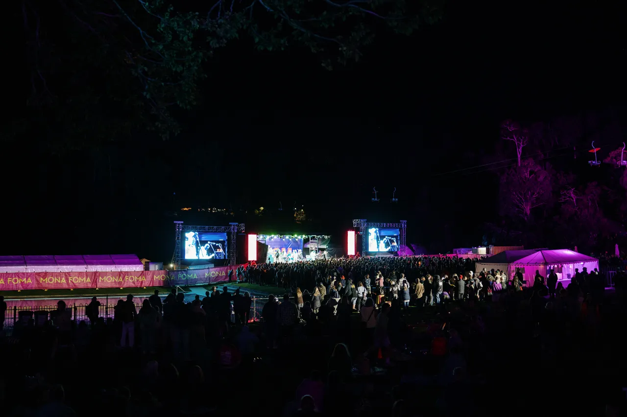 Festivals & Events (139)