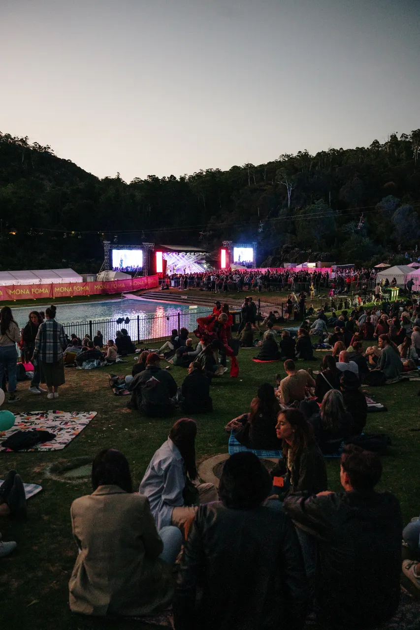 Festivals & Events (175)