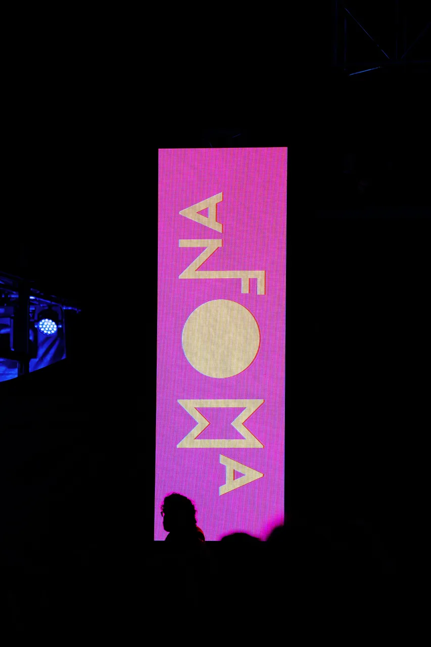 Festivals & Events (134)