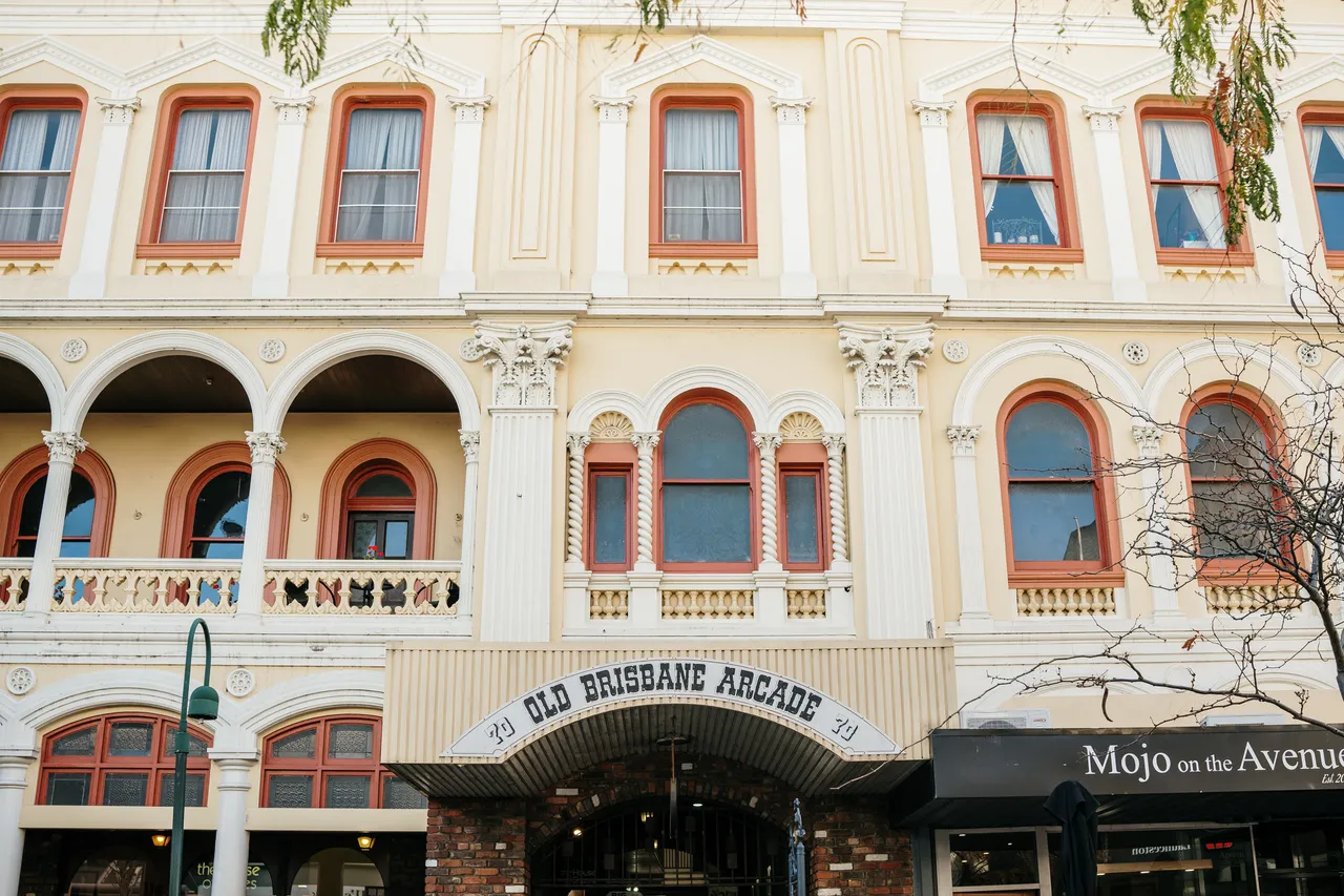 Architecture & Streetscapes  (14)