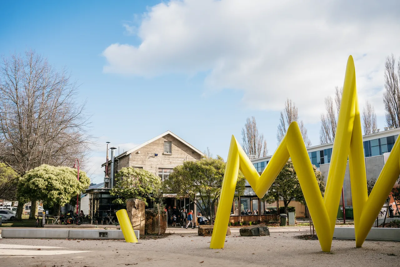 Architecture & Streetscapes  (29)