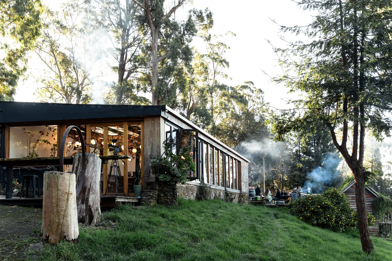 Cafe & restaurant (1)