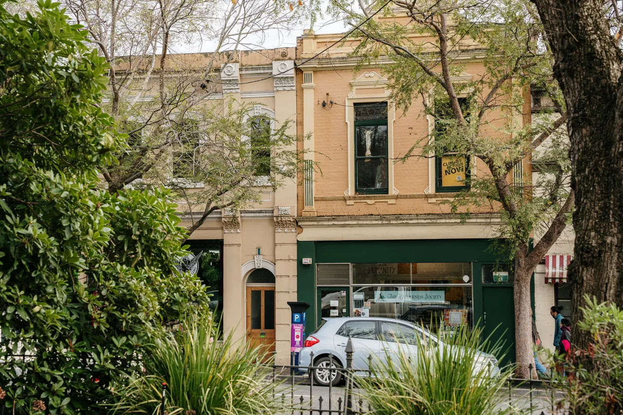 Architecture & Streetscapes 