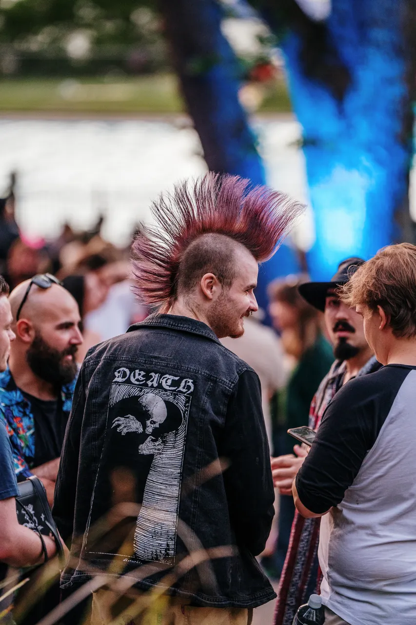 Festivals & Events (166)