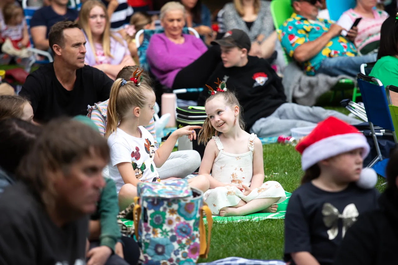 Carols by Candlelight  (17)