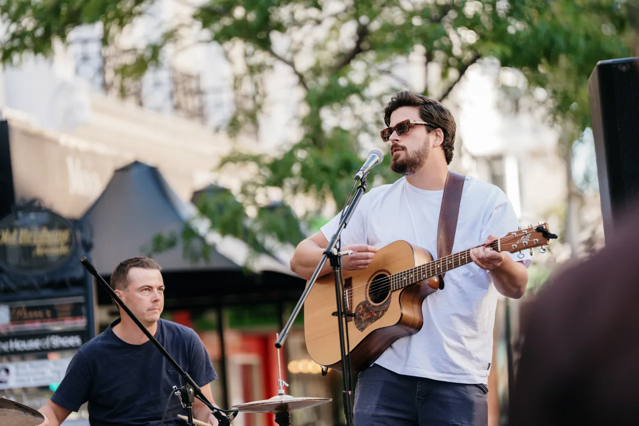 Festivals & Events (9)