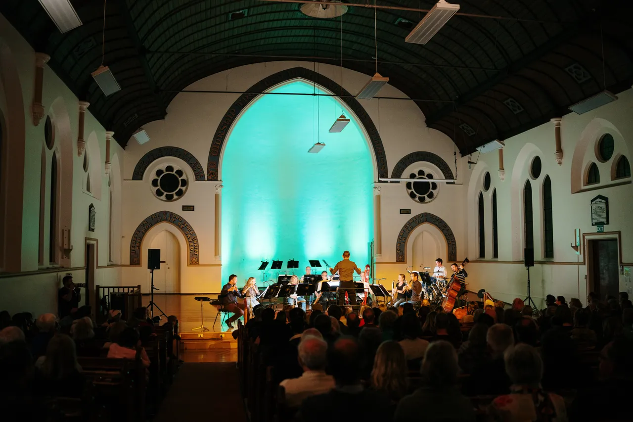 Festivals & Events (21)