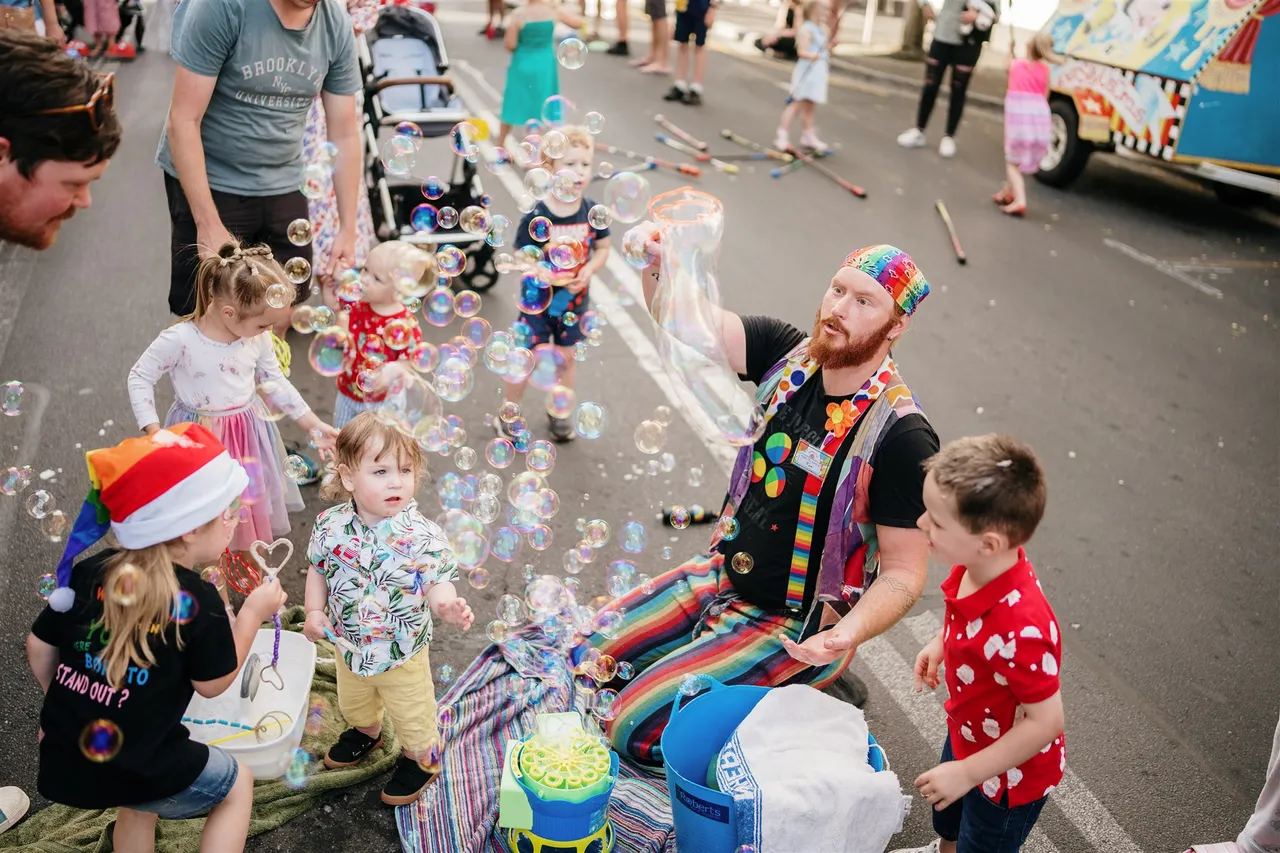 Festivals & Events (15)