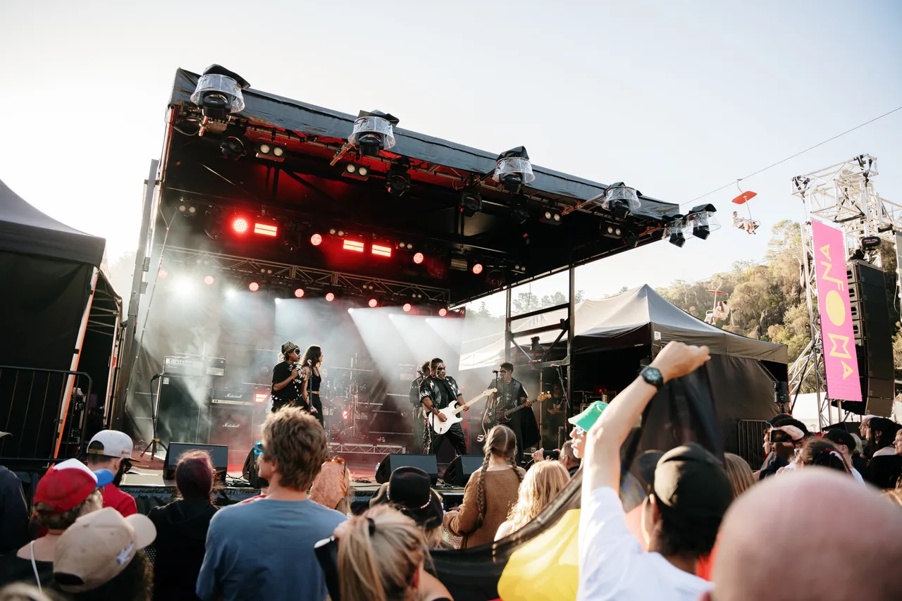 Festivals & Events (28)