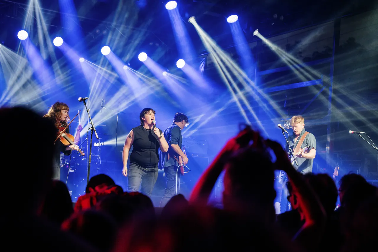 Festivals & Events (179)