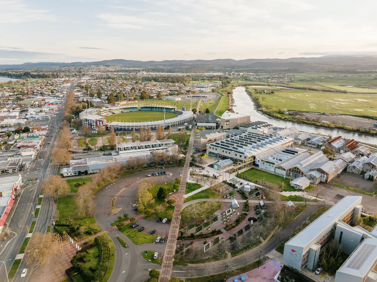 Launnie Aerial  (57)
