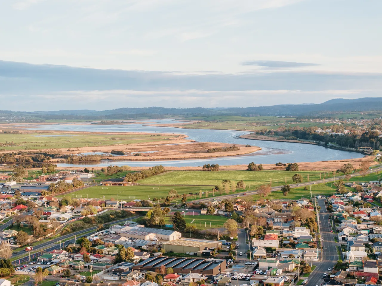 Launnie Aerial  (54)