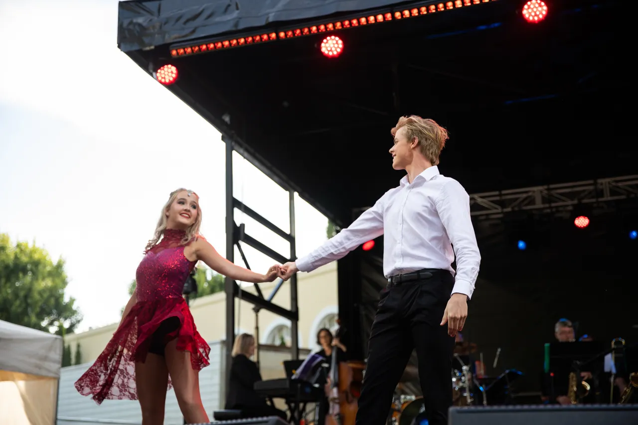 Carols by Candlelight  (24)