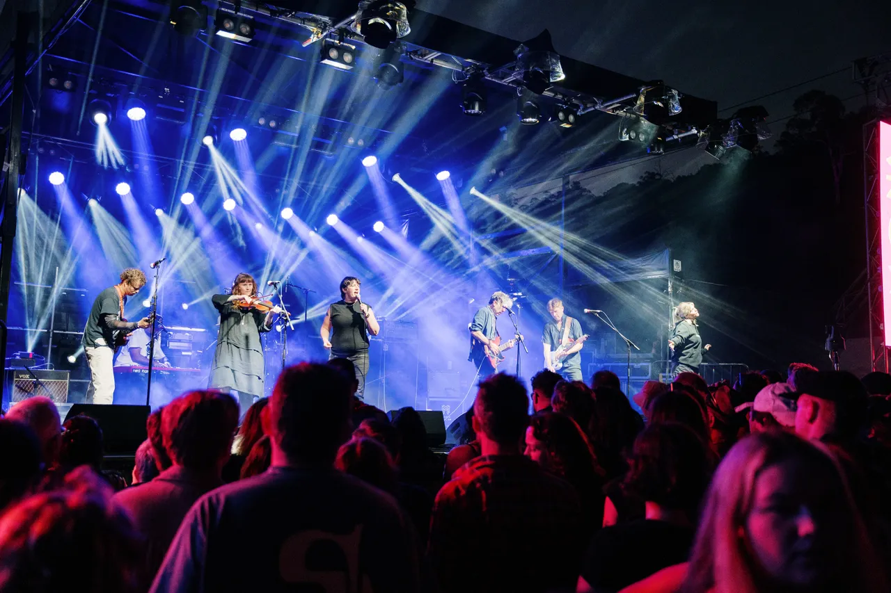 Festivals & Events (190)