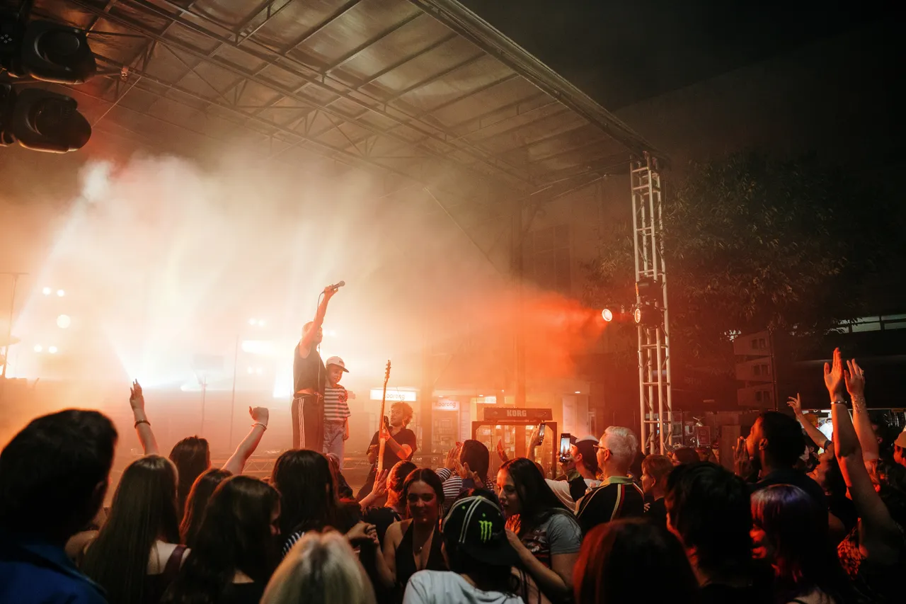 Festivals & Events (20)