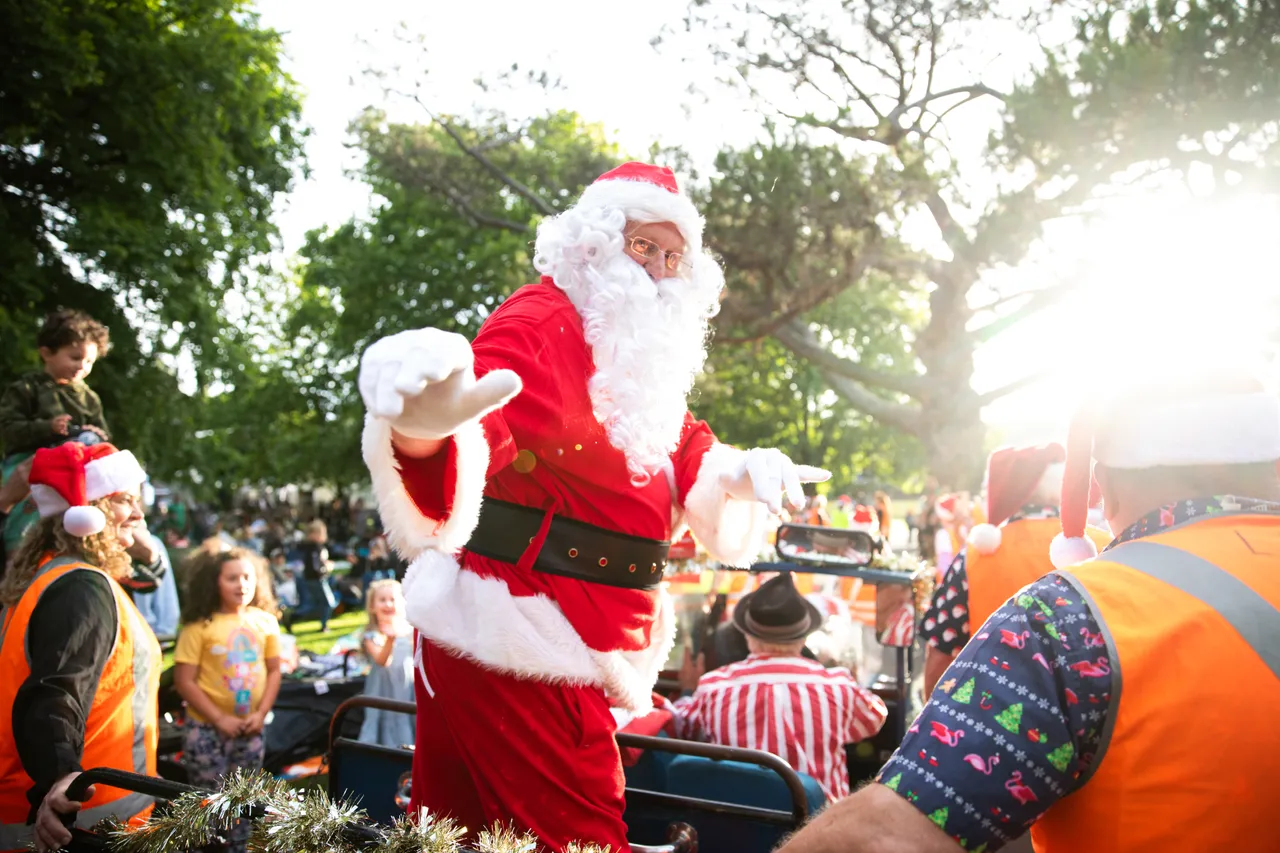 Carols by Candlelight  (31)
