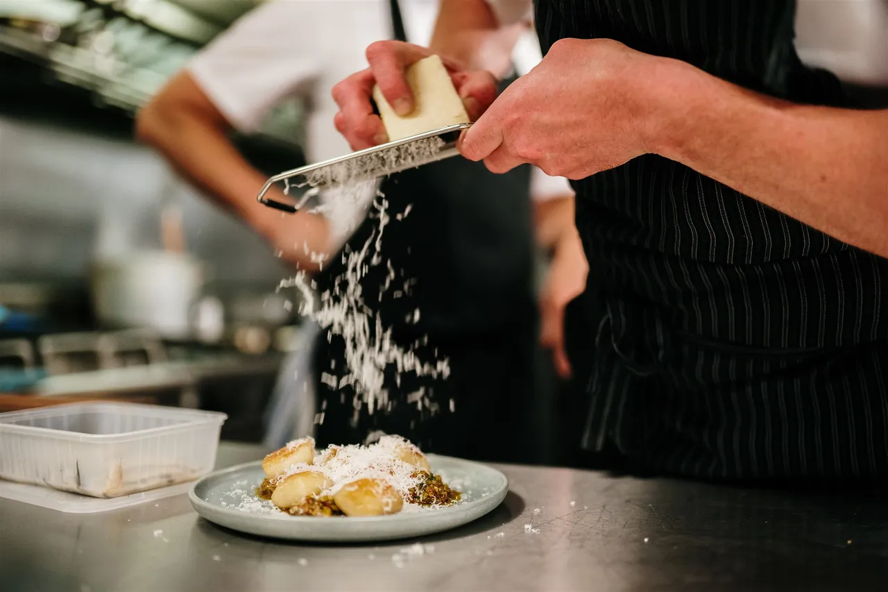 Gastronomy & Produce 
