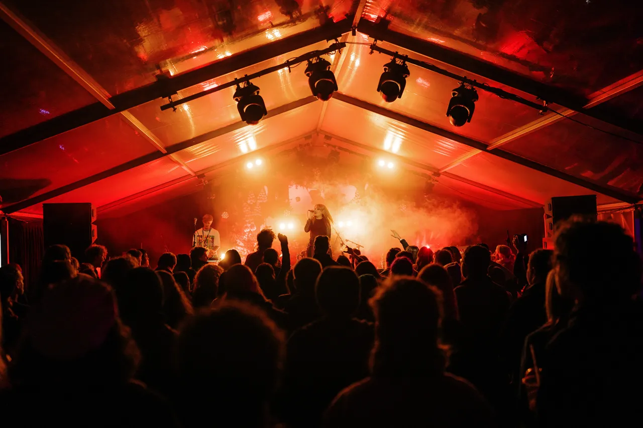 Festivals & Events (15)