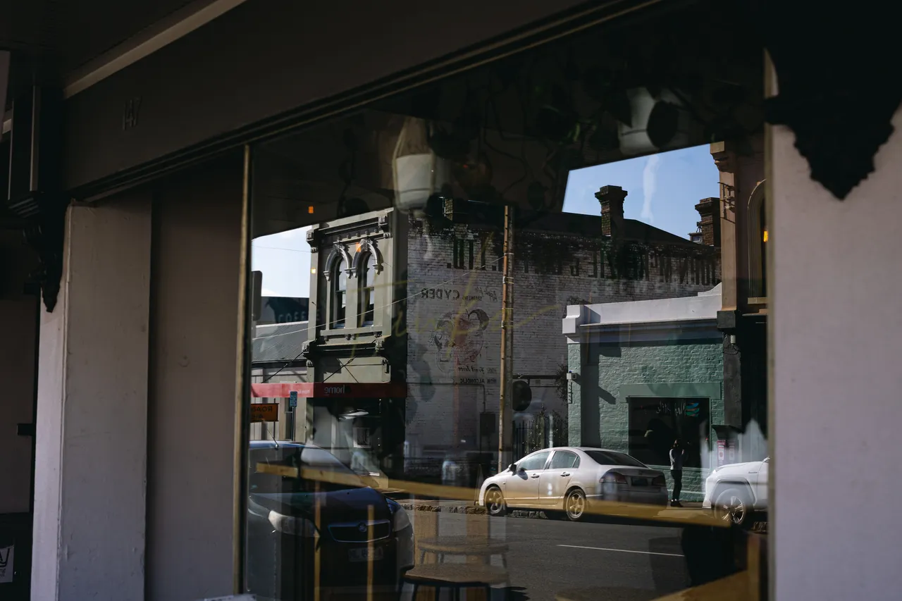 Architecture & Streetscapes 