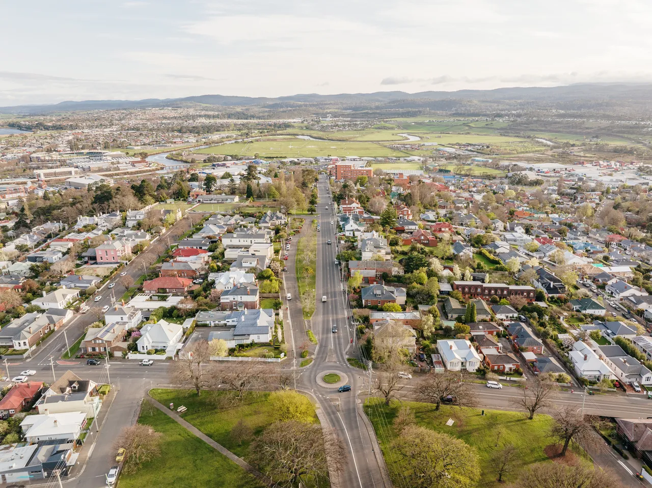 Launnie Aerial  (82)